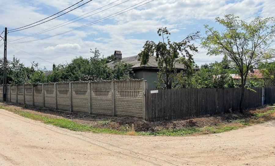 Casă cu 2 camere cu Teren 1247 Mp în Clănița