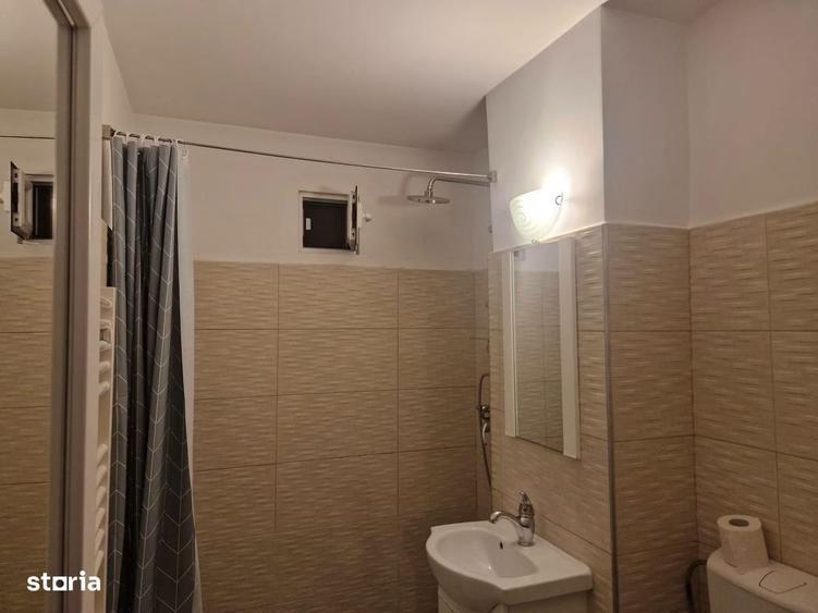 De inchiriat apartament cu 2 camere, zona Roman Voda,mobilat si utilat - 3