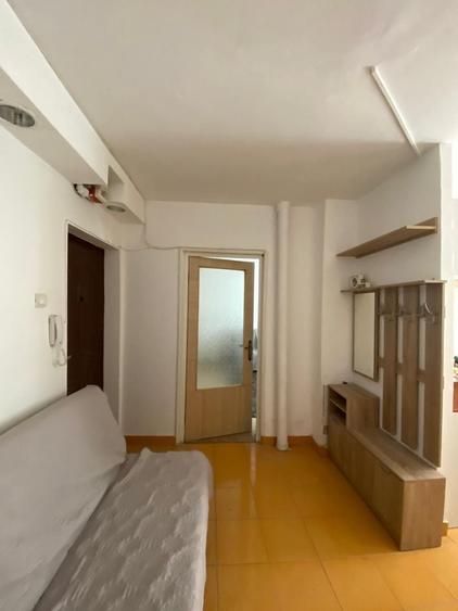 Apartament cu 2 camere decomandat, mobilat în Tineretului