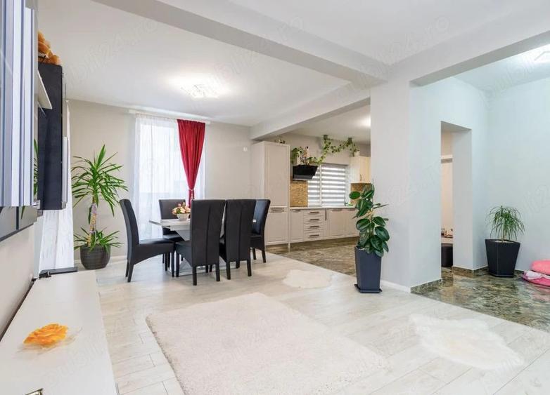 Casă cu Teren 250 Mp în Florești
