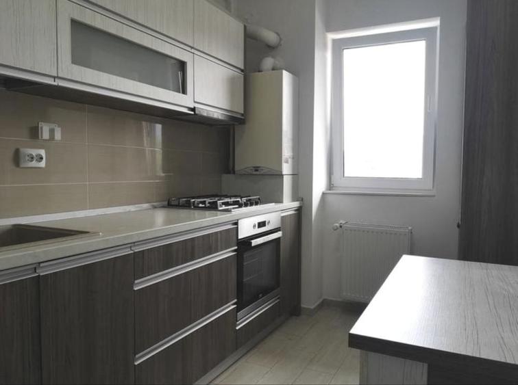 Apartament cu 2 camere decomandat în Răcădău