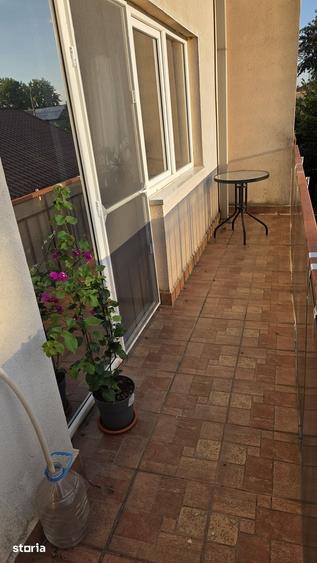 Apartament cu 2 camere semidecomandat în Industriilor