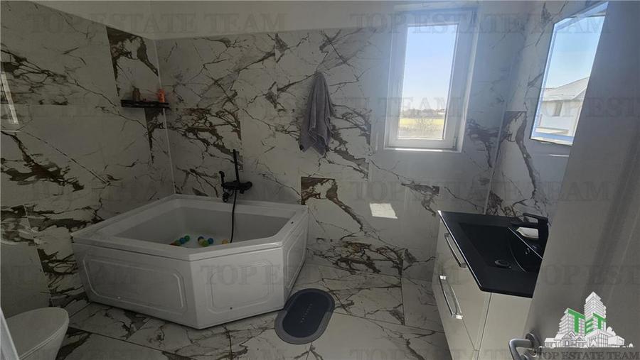 Casă individuală cu 4 camere cu Canalizare în Ciorogârla