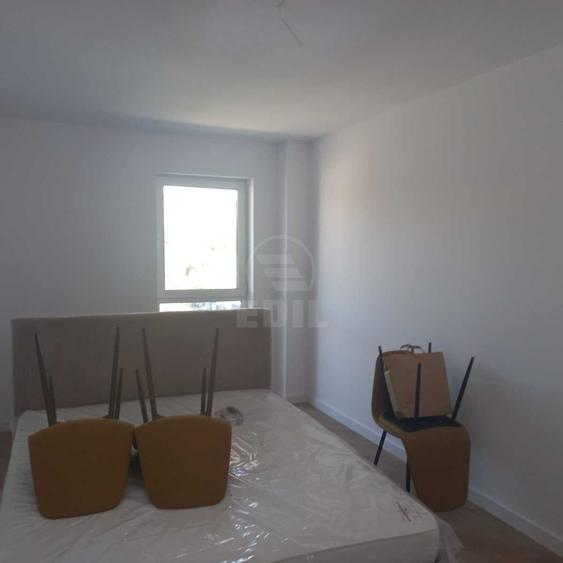 Apartament cu 2 camere semidecomandat în Florești