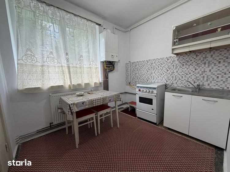 Apartament cu 2 camere semidecomandat în Astra