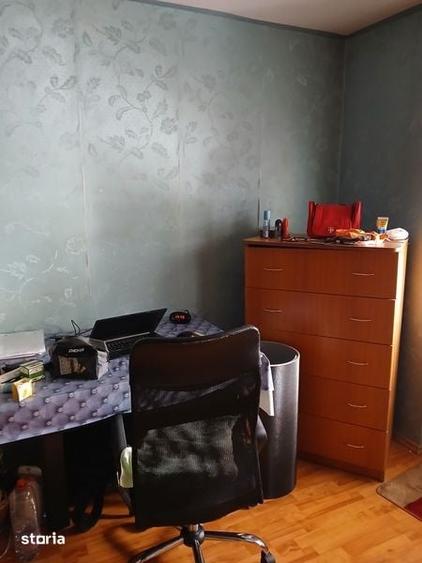Apartament cu 3 camere decomandat în Rahova