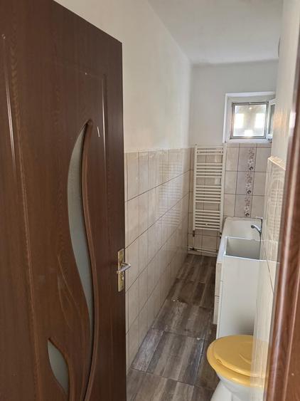 Apartament cu 2 camere semidecomandat în Horea