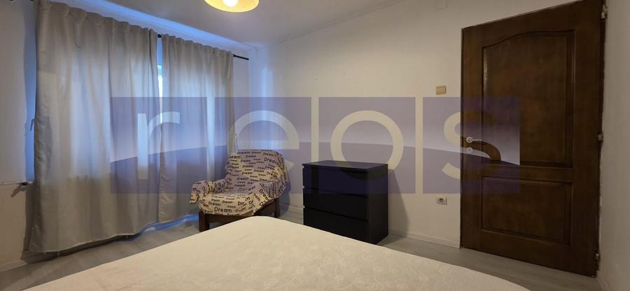 Apartament cu 3 camere decomandat, mobilat în Unirii