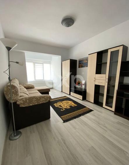 Apartament cu 2 camere decomandat în Central — fotografia 3