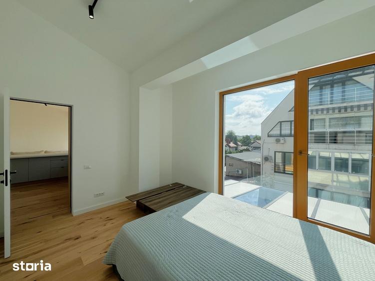 Apartament cu 2 camere semidecomandat în Grivița