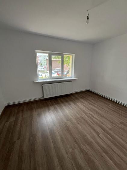 Apartament cu 2 camere semidecomandat în Popoveni