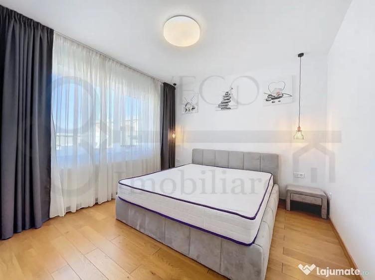 Apartament cu 3 camere semidecomandat în Bună Ziua