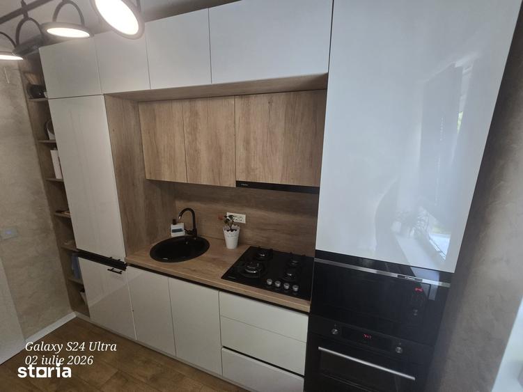 Apartament cu 3 camere în Craiovei