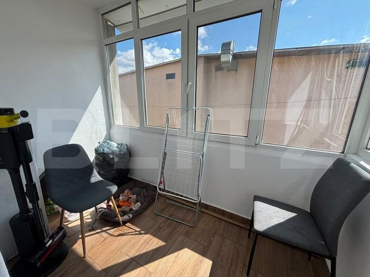 Apartament cu 3 camere decomandat, mobilat în Sântandrei