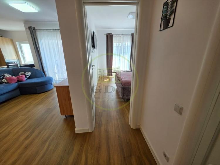 Apartament cu 2 camere semidecomandat, mobilat în Turnișor