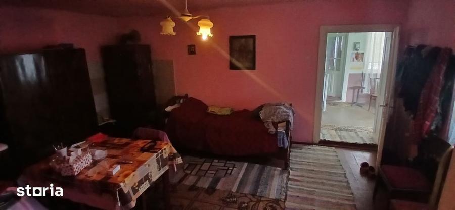 Casă cu 3 camere cu Teren 1443 Mp în Mihai Viteazu
