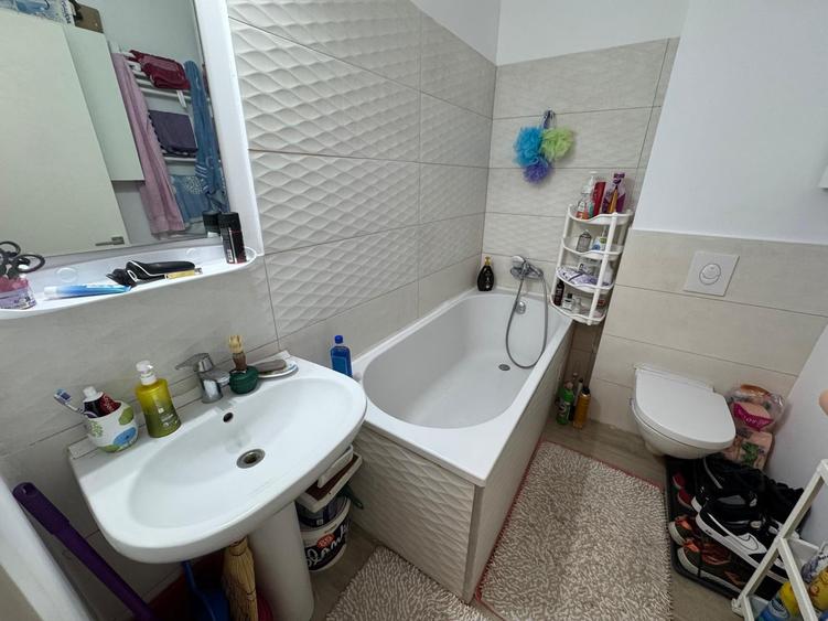 Apartament cu 3 camere decomandat în Ferdinand