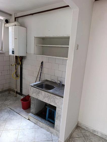 Apartament cu 2 camere semidecomandat în Mărăței