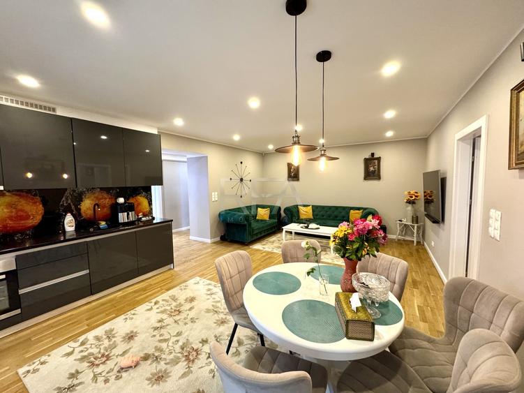 Apartament cu 3 camere semidecomandat în Băneasa