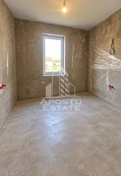 Casă individuală cu 5 camere cu Canalizare în Nord