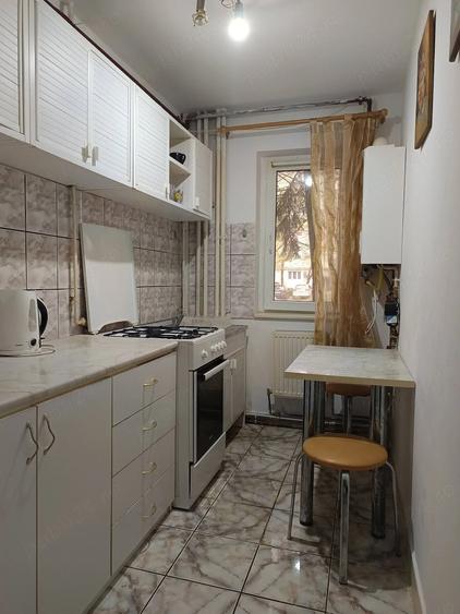Apartament cu 2 camere semidecomandat în Boul Roșu