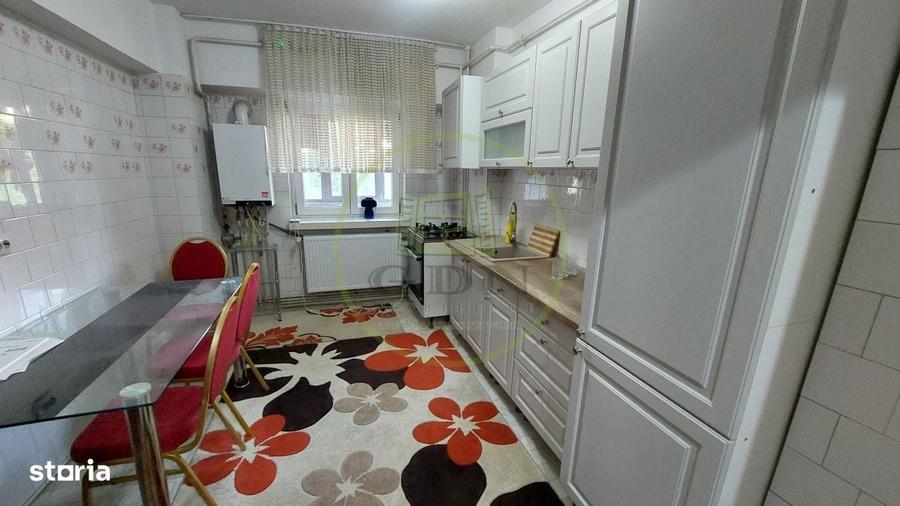 Apartament cu 2 camere decomandat în Central