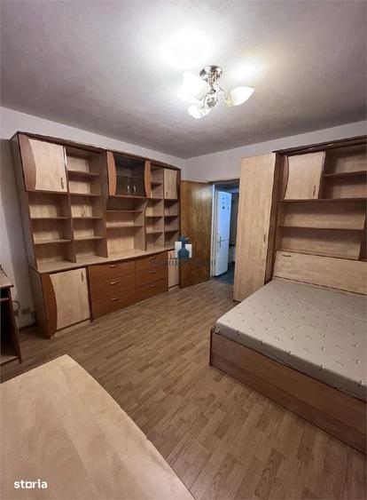 Garsonieră semidecomandată în Apărătorii Patriei