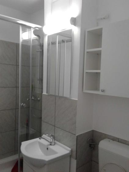 Garsonieră semidecomandată în Drumul Carului