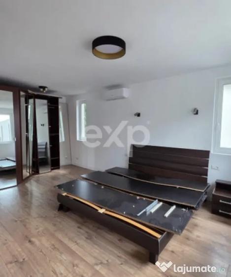 Casă cu 4 camere cu Teren 150 Mp în Central