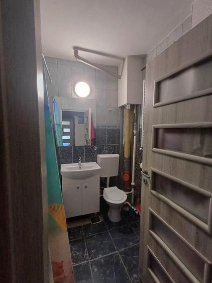 Apartament cu 2 camere decomandat în Exterior Vest