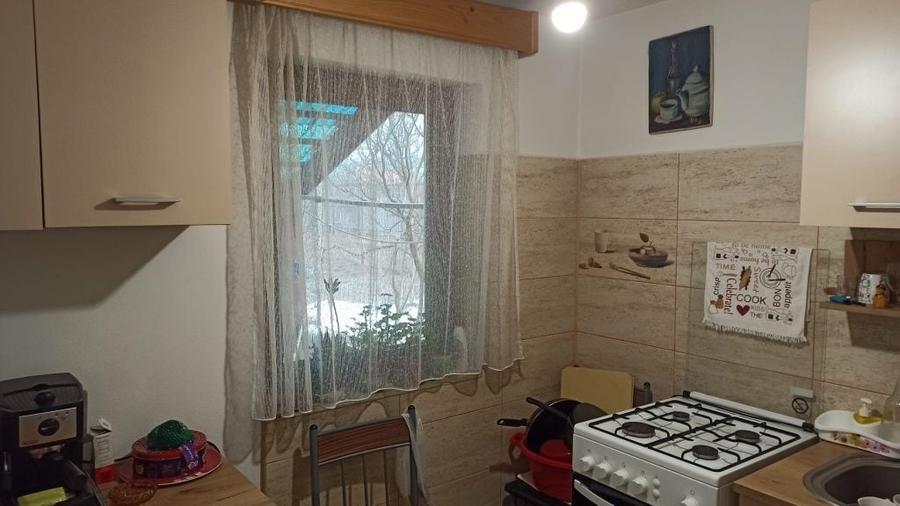Casă cu 3 camere în Central
