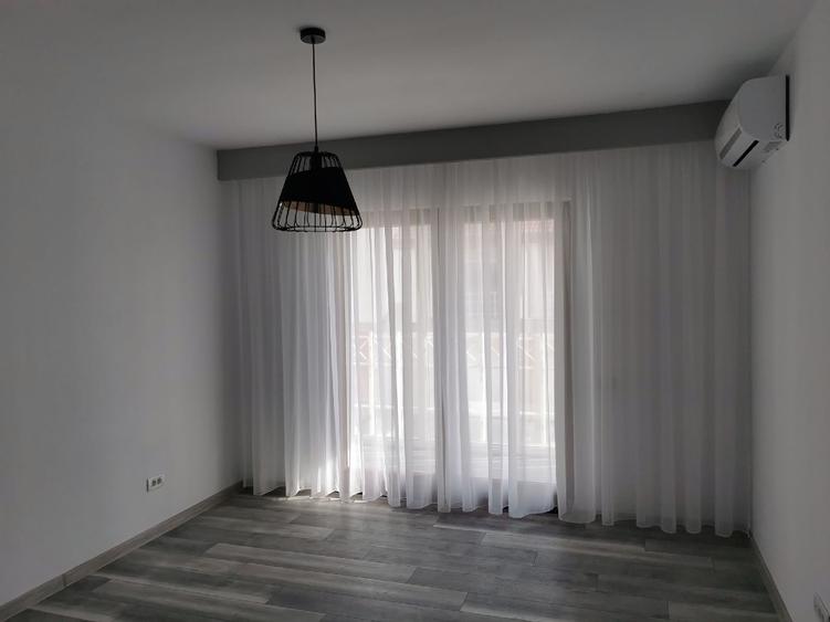 Duplex cu 5 camere cu Canalizare în Central