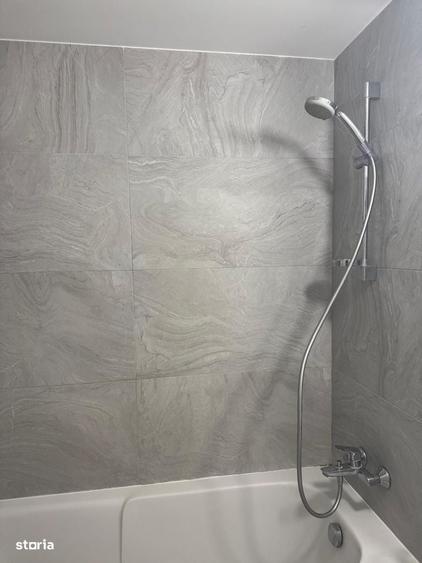 Apartament cu 4 camere în Victoriei