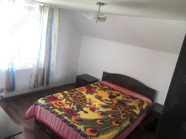 Casă cu 3 camere cu Teren 1500 Mp în Central