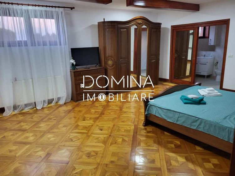 Casă individuală cu 12 camere cu Teren 1160 Mp în Vest