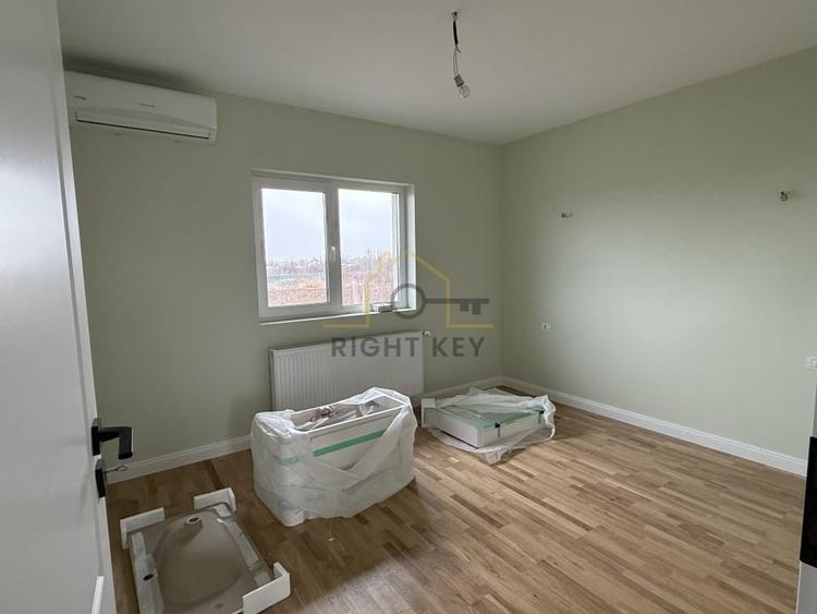 Casă individuală cu 4 camere cu Teren 370 Mp în Joița