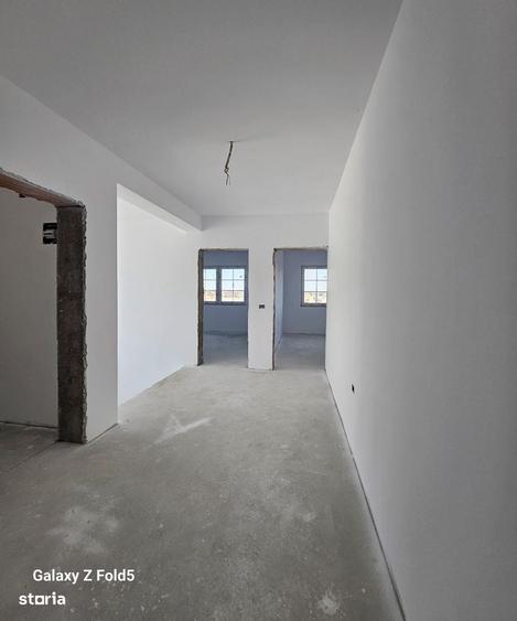 Casă cu 4 camere cu Teren 850 Mp în Nufărul