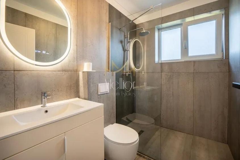 Apartament cu 2 camere decomandat în Europa