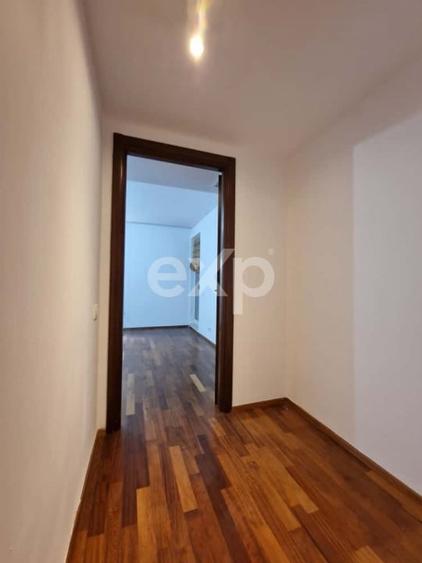 Apartament cu 3 camere decomandat în Șoseaua Nordului