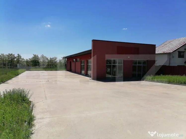 Spațiu comercial, de 300 mp, în Dragomirești