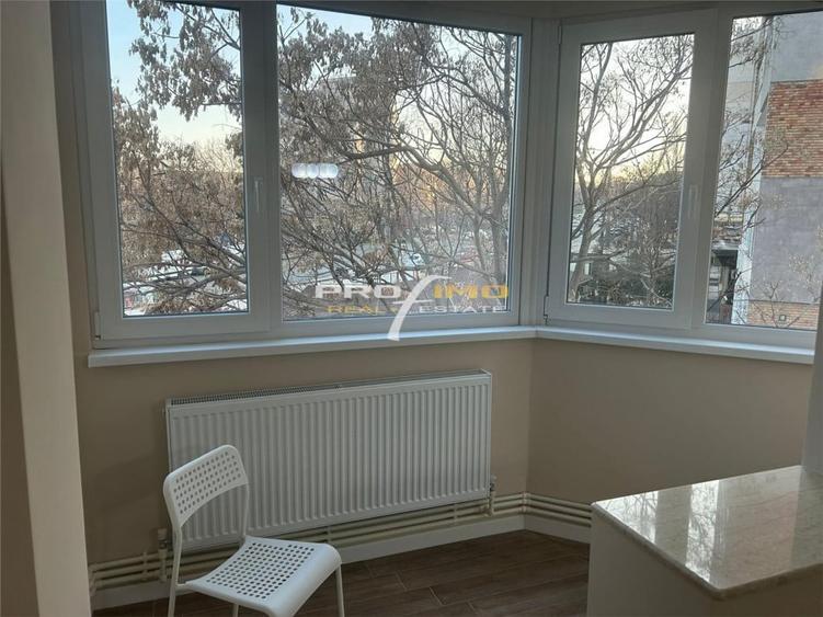 Apartament cu 2 camere decomandat în City Park Mall