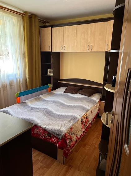 Apartament cu 2 camere decomandat în Dărmănești