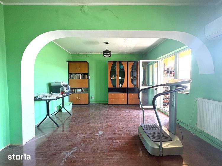 Apartament cu 4 camere în Central