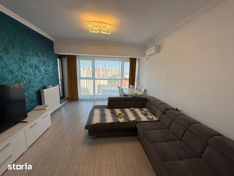Apartament cu 3 camere decomandat, mobilat în Energia