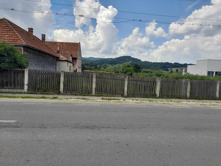 Teren de 24295 mp, în Vama Buzăului