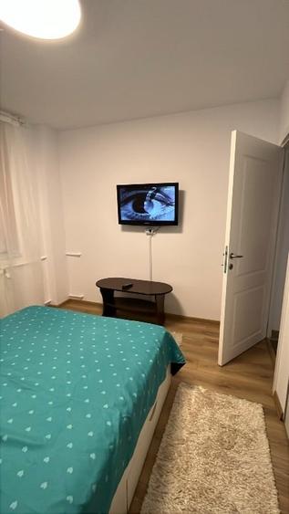 Apartament cu 2 camere semidecomandat, mobilat în Gara de Nord