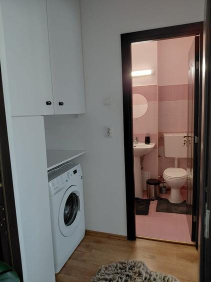 Apartament cu 2 camere semidecomandat în Florești