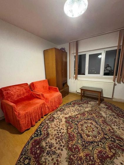 Garsonieră decomandată în Exterior Vest