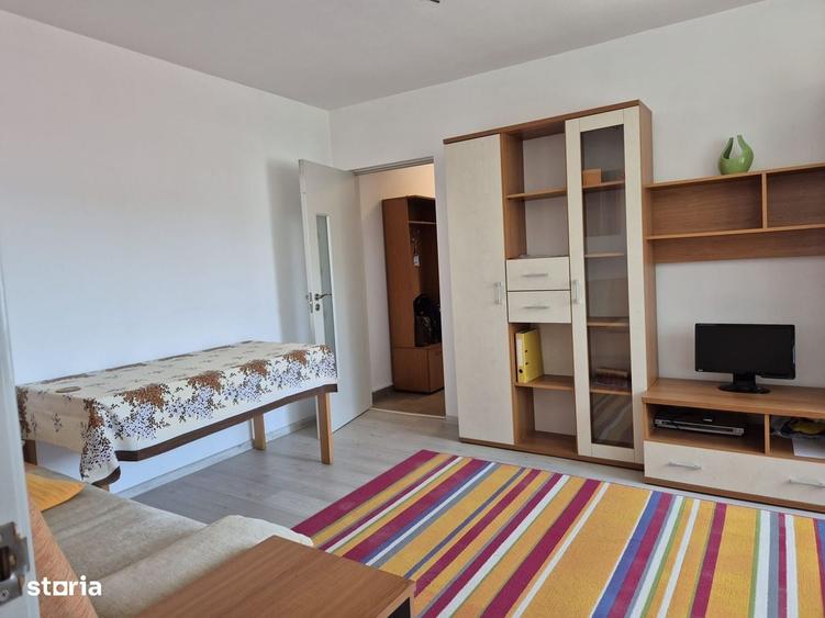 Apartament de inchiriat, 2 cam, et 2, zona RMB, mobilat complet, 300E - 1