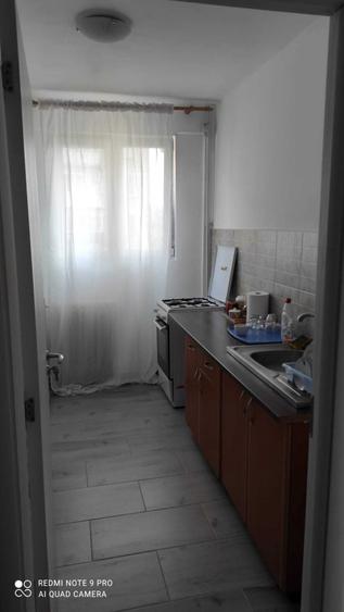 Apartament cu 2 camere decomandat, mobilat în Basarabia